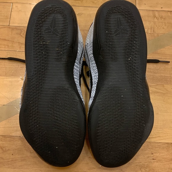 Nike Kobe 11xi ID. Size 9. - Picture 5 of 6